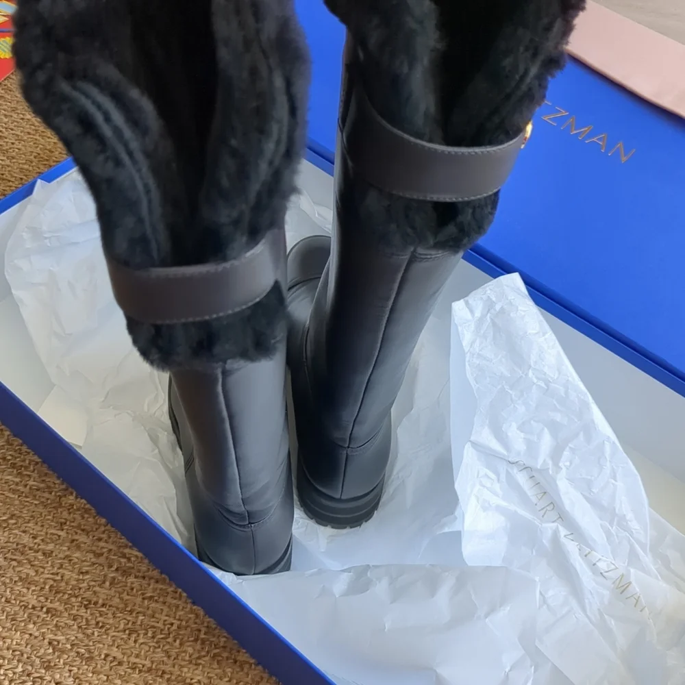Stuart Weitzman Alpine Cozy Boots 37 or 6.5 With Box